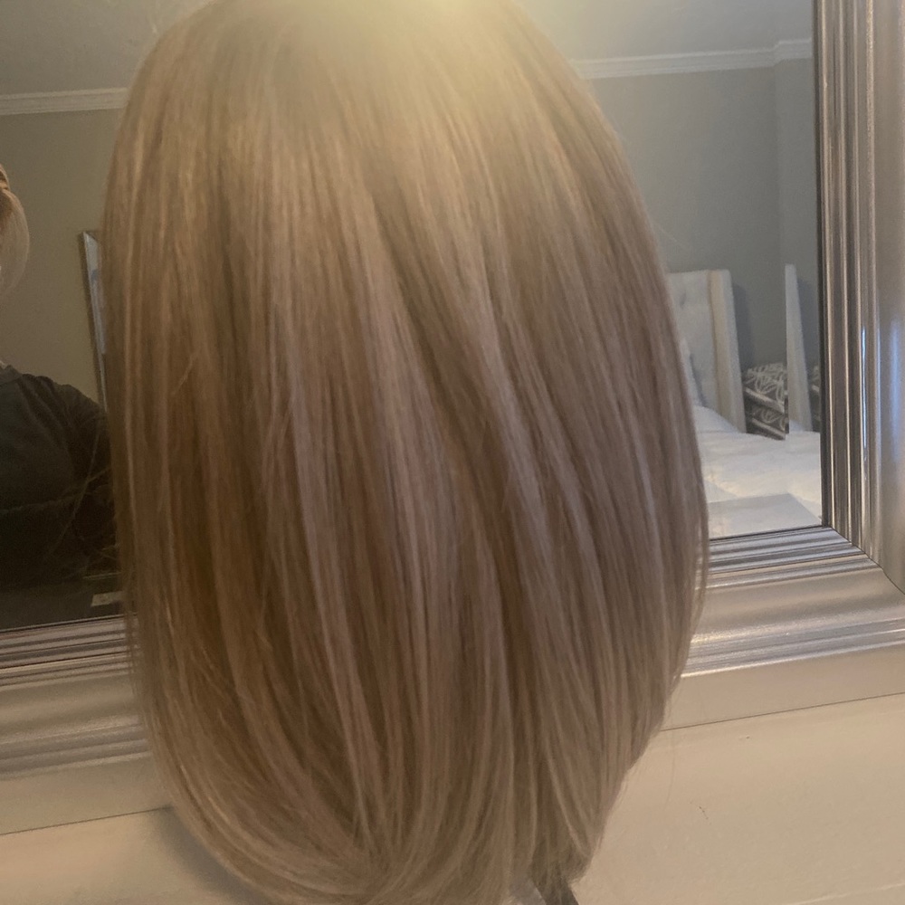 Beautiful synthetic Wig